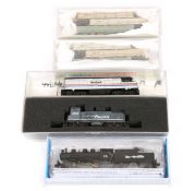 Small quantity of N gauge model railway. A Concor Southern Pacific Bo-Bo diesel locomotive RN2591.
