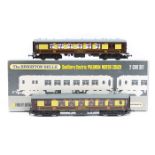 Wrenn Railways OO gauge Southern electric Pullman Motor Coach ‘Brighton Belle’ 2-car set (W3006/