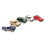 25 Corgi Rover vehicles. 23 Range Rovers including emergency liveried examples, some export