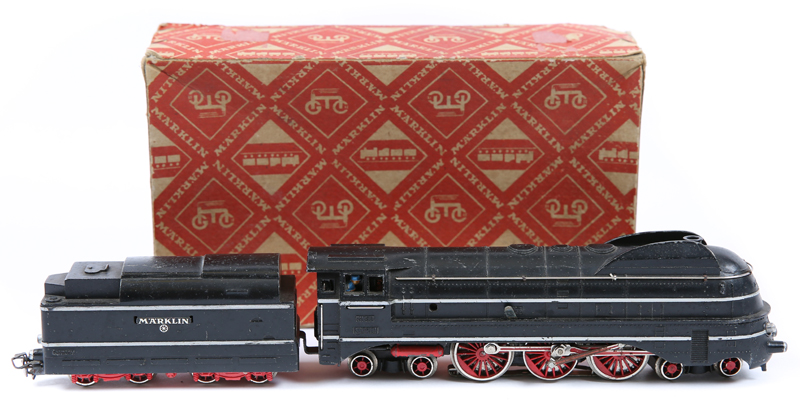 A Marklin HO gauge German outline streamlined 4-6-4 steam tender locomotive. A 1950’s produced