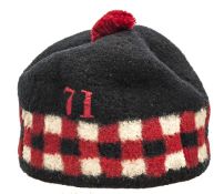 A rare other rank’s “Hummel” bonnet of The 71st (Highland) (Light Infantry) c 1830, of stitched