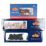 3 Bachmann OO gauge locomotives. BR class 9FStandard 2-10-0 tender locomotive, 92044 (32-853). In