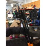 2 TELESCOPIC LOPPERS