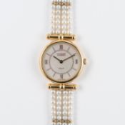 A FINE LADIES 18K SOLID GOLD & PEARL VAN CLEEF & ARPELS PARIS BRACELET WATCH CIRCA 1990s, REF. 18601