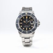 A RARE GENTLEMAN'S STAINLESS STEEL ROLEX OYSTER PERPETUAL DATE "RED WRITING"  SUBMARINER BRACELET