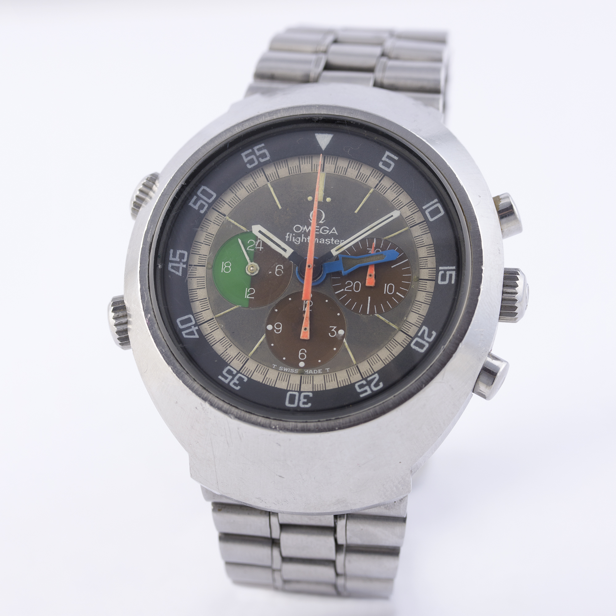 A RARE GENTLEMAN’S STAINLESS STEEL OMEGA FLIGHTMASTER CHRONOGRAPH BRACELET WATCH CIRCA 1970, REF. - Image 3 of 9