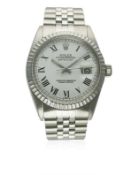 A GENTLEMAN'S STAINLESS STEEL ROLEX OYSTER PERPETUAL DATEJUST BRACELET WATCH CIRCA 1981, REF.