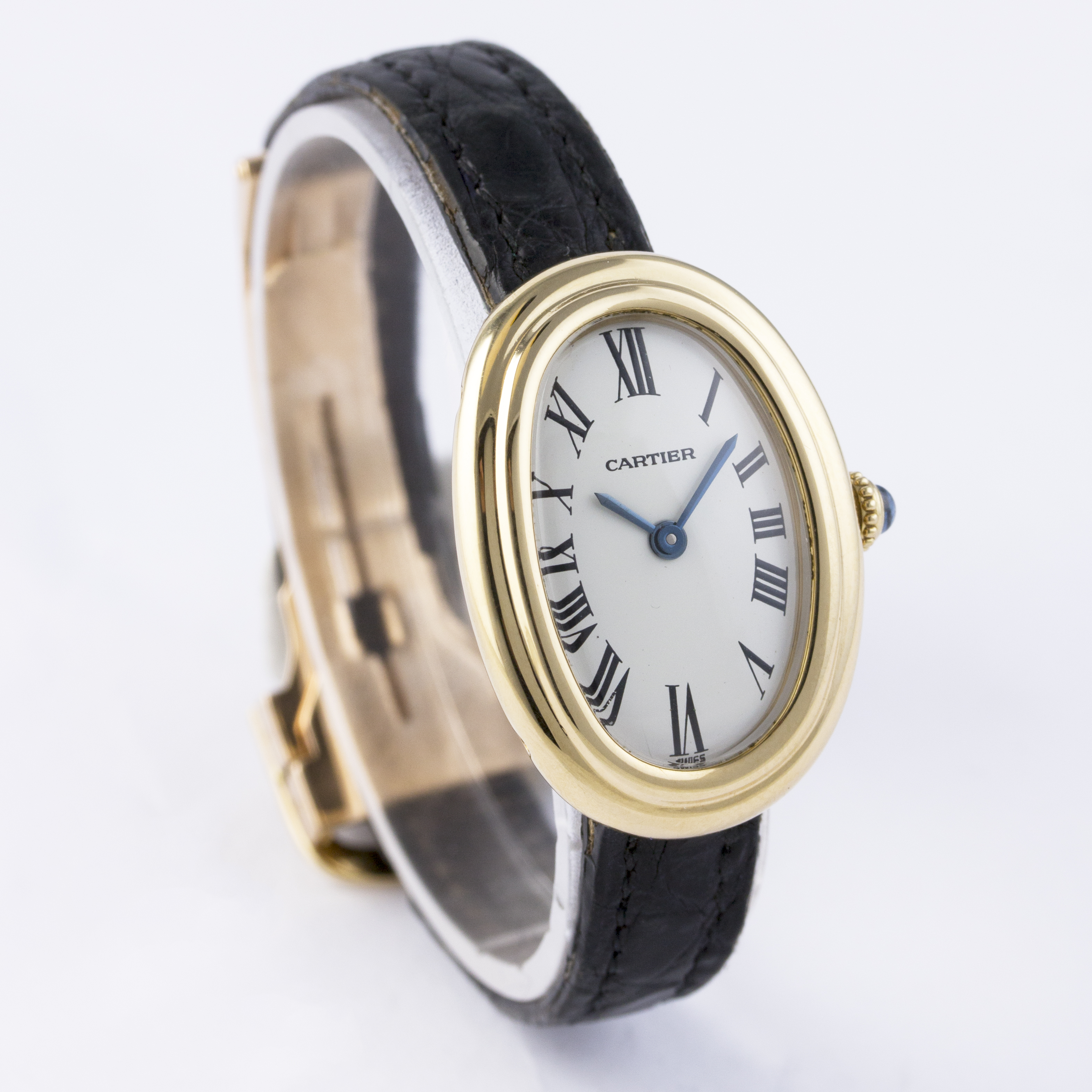 A FINE LADIES 18K SOLID GOLD CARTIER BAIGNOIRE WRIST WATCH CIRCA 1970s D: White dial with black - Image 4 of 7