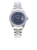 A LADIES STAINLESS STEEL ROLEX OYSTER PERPETUAL DATEJUST BRACELET WATCH CIRCA 2002, REF. 79240 D: