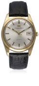 A GENTLEMAN'S LARGE SIZE 18K SOLID GOLD IWC AUTOMATIC WRIST WATCH DATED 1977, REF. 817A PRESENTED TO