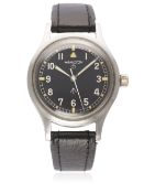 A GENTLEMAN'S STAINLESS STEEL BRITISH MILITARY HAMILTON RAF PILOTS WRIST WATCH CIRCA 1960s D: