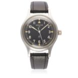 A GENTLEMAN'S STAINLESS STEEL BRITISH MILITARY HAMILTON RAF PILOTS WRIST WATCH CIRCA 1960s D: