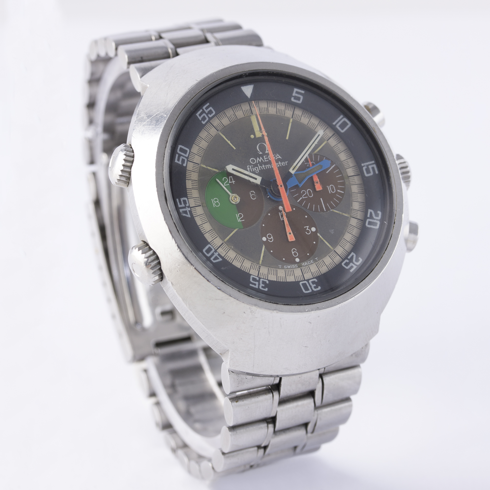 A RARE GENTLEMAN’S STAINLESS STEEL OMEGA FLIGHTMASTER CHRONOGRAPH BRACELET WATCH CIRCA 1970, REF. - Image 5 of 9