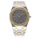 A GENTLEMAN'S STEEL & GOLD AUDEMARS PIGUET ROYAL OAK BRACELET WATCH CIRCA 1990s D: Grey "Clous de