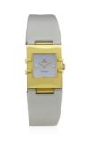 A LADIES 18K SOLID GOLD OMEGA CONSTELLATION WRIST WATCH CIRCA 2000, REF. 16317861 WITH BOX, PAPERS &