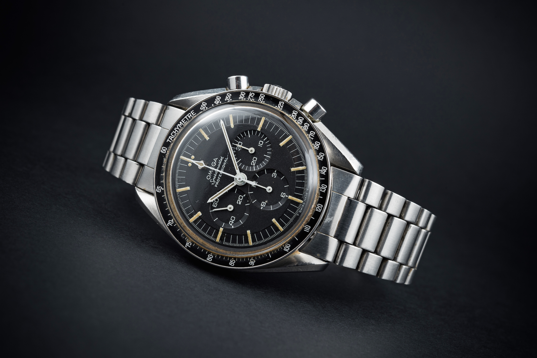 A RARE GENTLEMAN'S STAINLESS STEEL OMEGA SPEEDMASTER PROFESSIONAL CHRONOGRAPH BRACELET WATCH CIRCA - Image 2 of 10