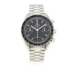 A GENTLEMAN'S STAINLESS STEEL OMEGA SPEEDMASTER AUTOMATIC CHRONOGRAPH BRACELET WATCH CIRCA 2007,