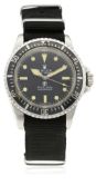 AN EXTREMELY RARE GENTLEMAN'S STAINLESS STEEL BRITISH MILITARY ROLEX OYSTER PERPETUAL SUBMARINER