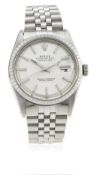 A GENTLEMAN'S STAINLESS STEEL ROLEX OYSTER PERPETUAL DATEJUST BRACELET WATCH DATED 1974, REF. 1603