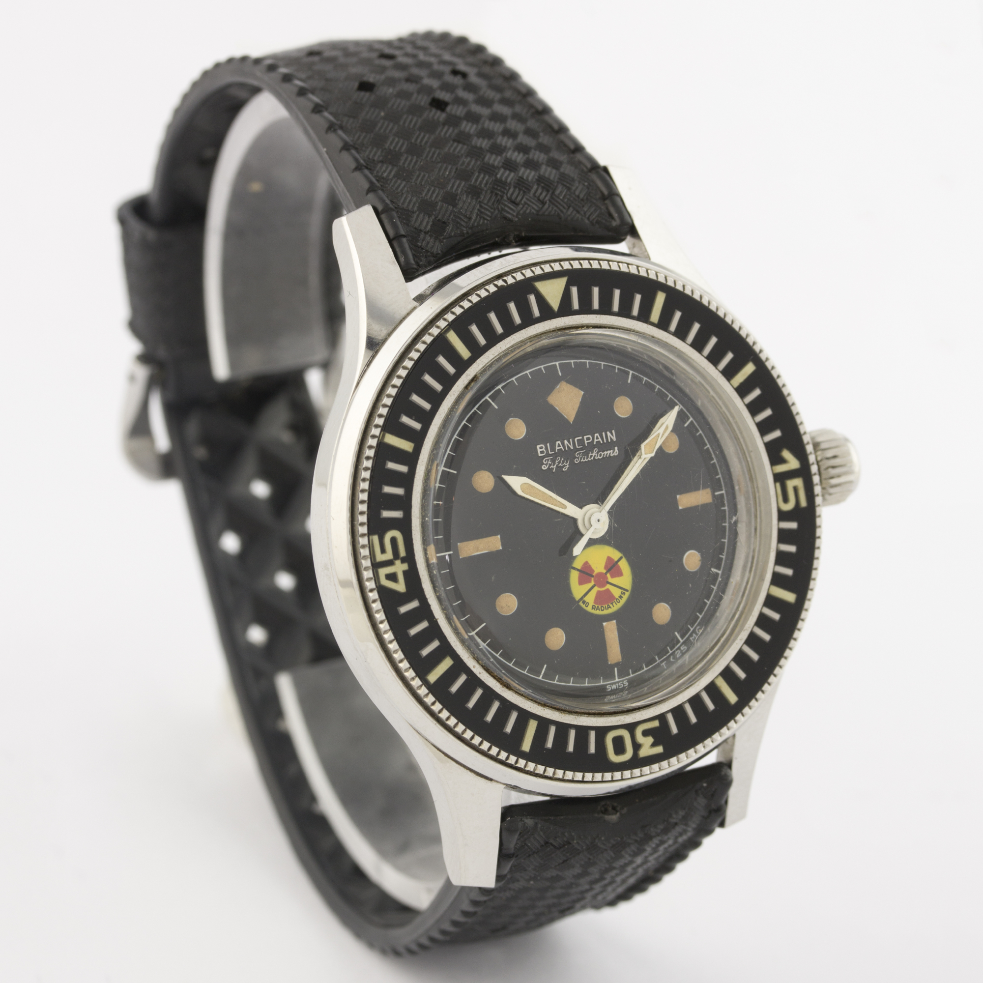 AN EXTREMELY RARE GENTLEMAN'S STAINLESS STEEL BLANCPAIN FIFTY FATHOMS DIVERS WRIST WATCH CIRCA 1960s - Image 5 of 9