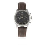 A RARE GENTLEMAN'S STAINLESS STEEL HEUER CHRONOGRAPH WRIST WATCH CIRCA 1950, RETAILED BY BAYLOR D: