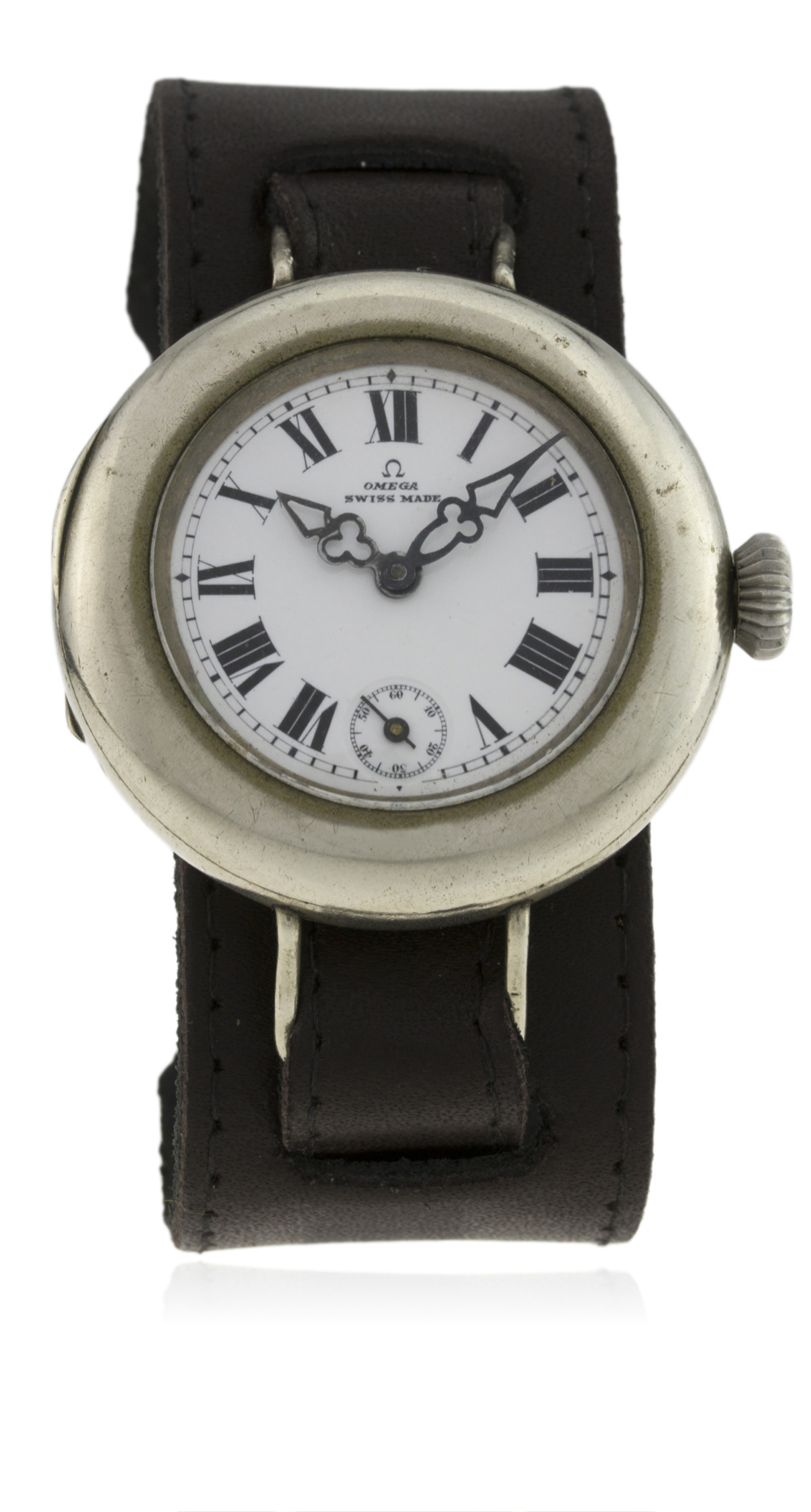 A RARE GENTLEMAN'S LARGE SIZE OMEGA "OFFICERS" WRIST WATCH CIRCA 1916 D: White enamel dial with