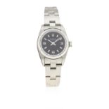 A LADIES STAINLESS STEEL ROLEX OYSTER PERPETUAL BRACELET WATCH CIRCA 2000, REF. 76030 D: Black "