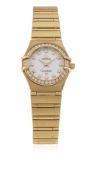 A LADIES 18K SOLID PINK GOLD & DIAMOND OMEGA CONSTELLATION BRACELET WATCH CIRCA 2010, WITH OMEGA BOX