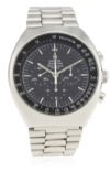 A GENTLEMAN'S STAINLESS STEEL OMEGA SPEEDMASTER MARK II CHRONOGRAPH BRACELET WATCH CIRCA 1970,