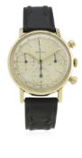 A RARE GENTLEMAN'S LARGE SIZE 18K SOLID GOLD ZENITH CHRONOGRAPH WRIST WATCH CIRCA 1960s D: Silver