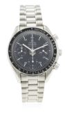 A RARE GENTLEMAN'S STAINLESS STEEL OMEGA SPEEDMASTER AUTOMATIC CHRONOGRAPH BRACELET WATCH CIRCA