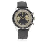 A RARE GENTLEMAN’S STAINLESS STEEL LIP DIVERS CHRONOGRAPH WRIST WATCH CIRCA 1960s  D: Gloss black