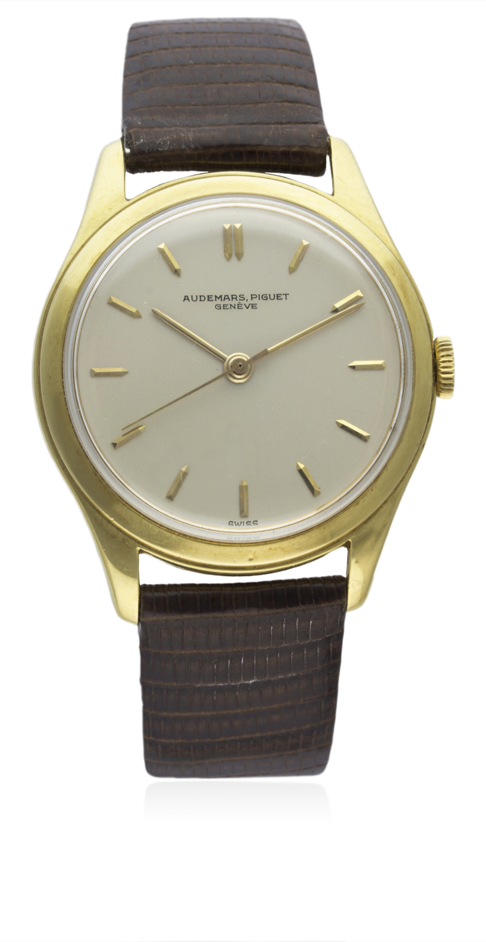 A FINE GENTLEMAN'S 18K SOLID GOLD AUDEMARS PIGUET WRIST WATCH CIRCA 1950s D: Silver dial with gilt