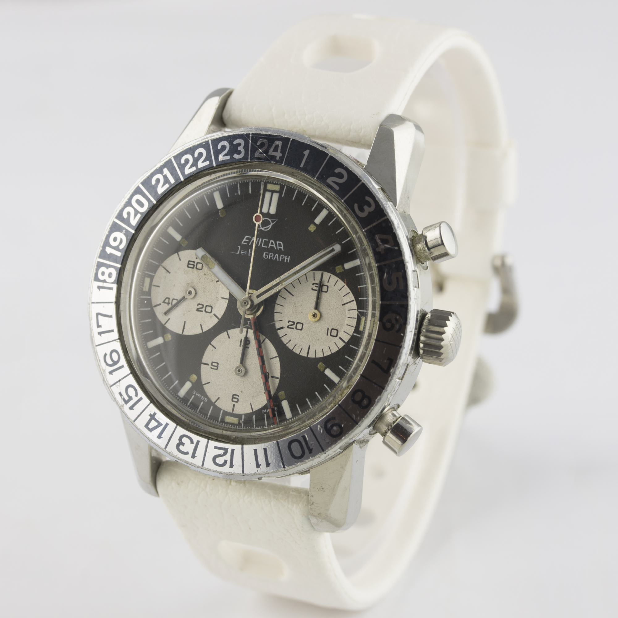 A RARE GENTLEMAN'S STAINLESS STEEL ENICAR JET GRAPH GMT CHRONOGRAPH WRIST WATCH CIRCA 1969, REF. - Image 4 of 6