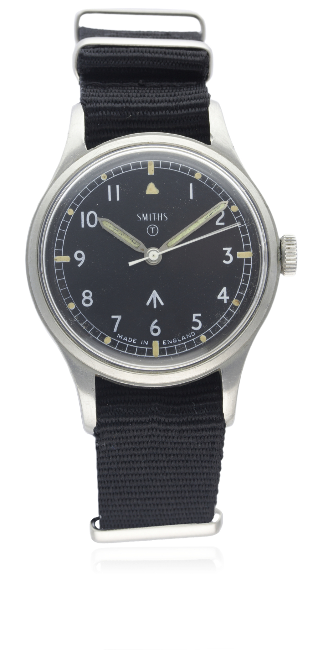 A GENTLEMAN'S STAINLESS STEEL BRITISH MILITARY SMITHS WRIST WATCH DATED 1969 D: Black dial with