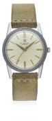 A GENTLEMAN'S STAINLESS STEEL UNIVERSAL GENEVE WRIST WATCH CIRCA 1960s D: Silver dial with gilt