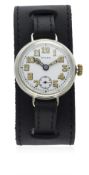 A GENTLEMAN'S SOLID SILVER ROLEX OFFICERS WRIST WATCH CIRCA 1920s D: White enamel dial with luminous