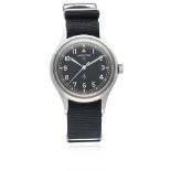 A GENTLEMAN'S STAINLESS STEEL BRITISH MILITARY HAMILTON RAF PILOTS WRIST WATCH CIRCA 1960s D: