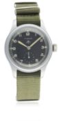 A GENTLEMAN'S BRITISH MILITARY TIMOR W.W.W. WRIST WATCH CIRCA 1940s D: Black dial with Arabic