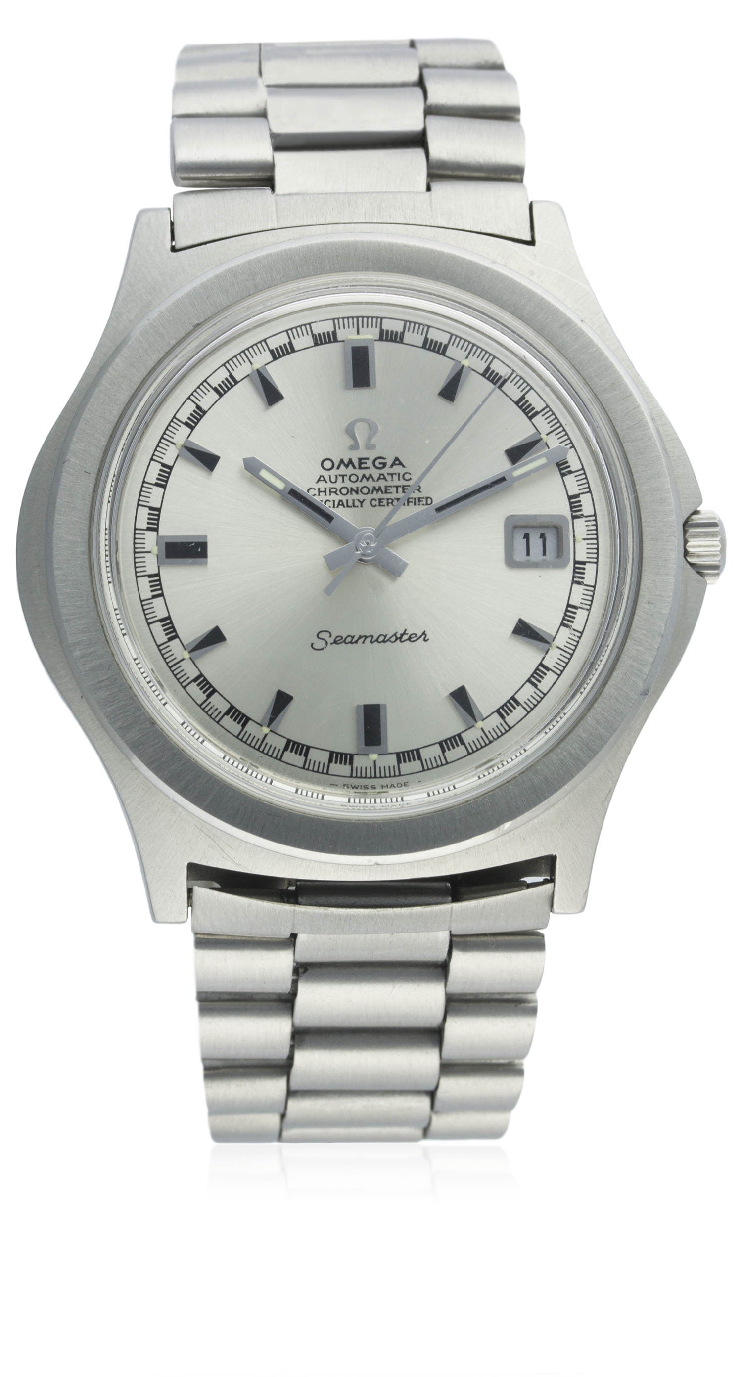 A GENTLEMAN'S STAINLESS STEEL OMEGA SEAMASTER AUTOMATIC CHRONOMETER BRACELET WATCH CIRCA 1970,