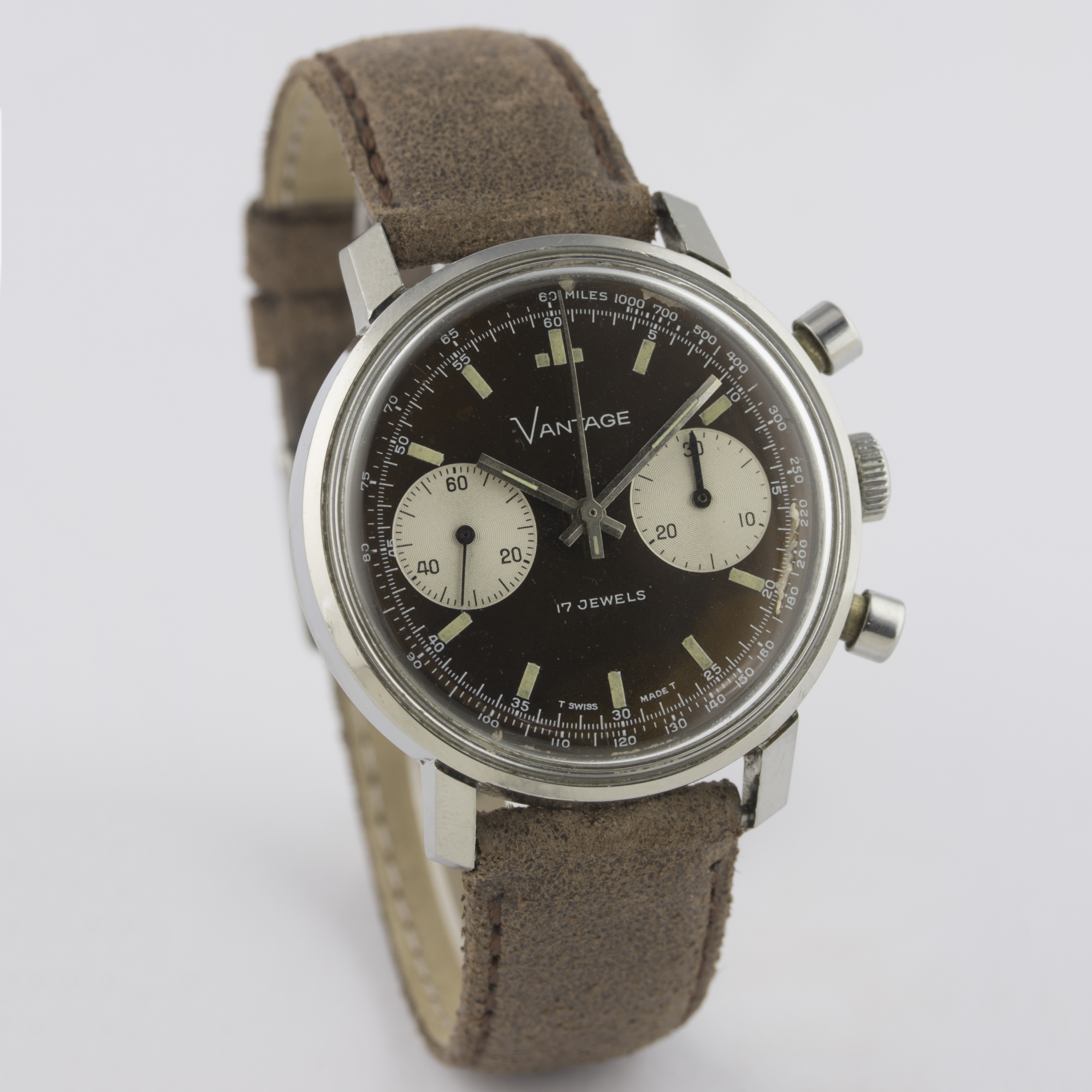 A GENTLEMAN’S STAINLESS STEEL VANTAGE CHRONOGRAPH WRIST WATCH CIRCA 1970 WITH "CHOCOLATE" DIAL D: - Image 5 of 8