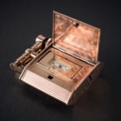 A FINE & EXTREMELY RARE 9CT SOLID PINK GOLD DUNHILL "THE CONCEALED WATCH" LIGHTER CIRCA 1930, WITH