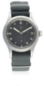 A GENTLEMAN'S BRITISH MILITARY RECORD W.W.W. WRIST WATCH CIRCA 1940s WITH NATO DIAL D: Black dial