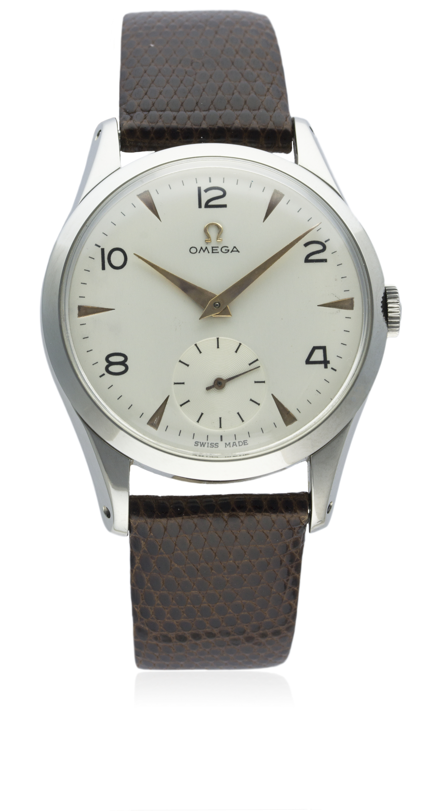 A GENTLEMAN'S STAINLESS STEEL OMEGA WRIST WATCH CIRCA 1954, REF. 2750-5 D: Silver dial with bi-