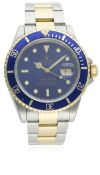 A GENTLEMAN'S STEEL & GOLD ROLEX OYSTER PERPETUAL DATE SUBMARINER "BLUE KIT" BRACELET WATCH CIRCA