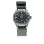 A GENTLEMAN'S STAINLESS STEEL BRITISH MILITARY SMITHS WRIST WATCH DATED 1968 D: Black dial with