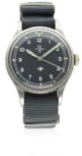 A GENTLEMAN'S STAINLESS STEEL BRITISH MILITARY OMEGA RAF PILOTS WRIST WATCH DATED 1953, REF. 2777-