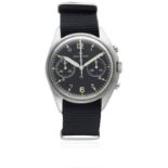 A GENTLEMAN'S STAINLESS STEEL BRITISH MILITARY HAMILTON RAF PILOTS CHRONOGRAPH WRIST WATCH DATED