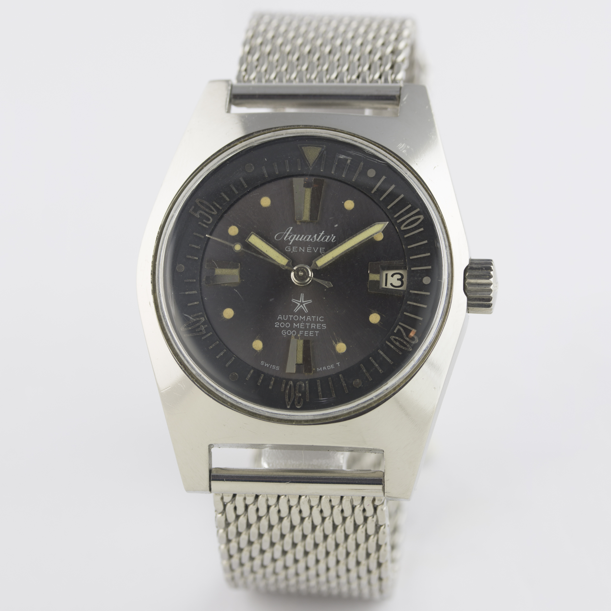 A GENTLEMAN'S STAINLESS STEEL AQUASTAR AUTOMATIC DIVERS BRACELET WATCH CIRCA 1970, REF. 1713 D: Grey - Image 2 of 10