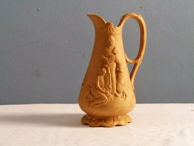 Earthenware Jug "Naomi"